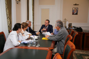 Глава Геленджика встретился с инициативной группой жителей города