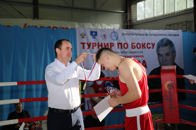 130 боксёров приехали в Геленджик, чтобы принять участие в турнире по боксу памяти В.М. Матвеева