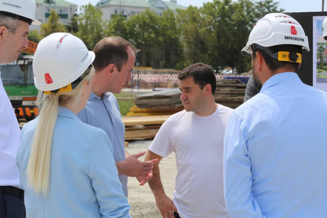 Заместитель министра строительства РФ посетил Геленджик