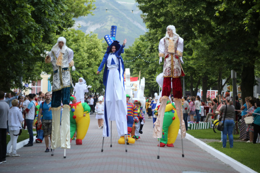 2 июня Карнавалом в Геленджике откроют новый курортный сезон