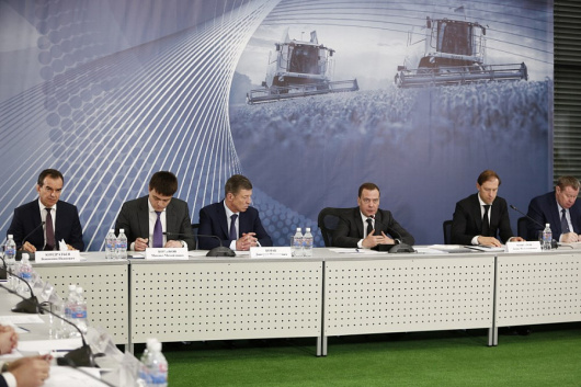 Увеличить для региона субсидии по программе льготного лизинга сельхозтехники до 500 миллионов рублей