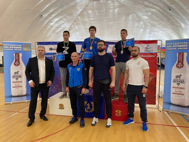 Геленджикские кикбоксеры завоевали три медали