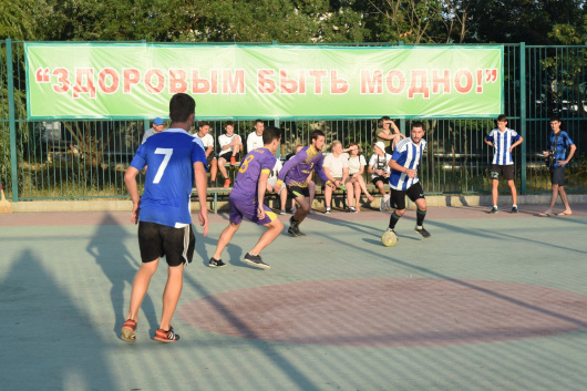 В Геленджике дан старт турниру по мини-футболу среди молодежных команд города