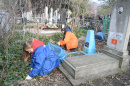 В Геленджике добровольцы наводят порядок на могилах бойцов
