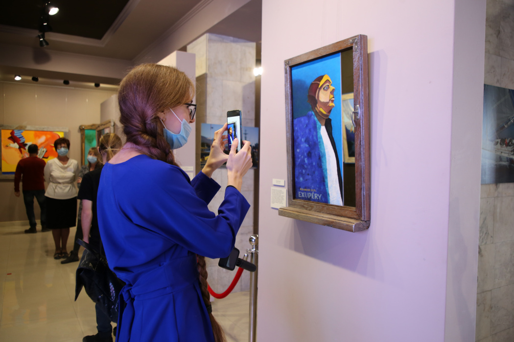 Около двух тысяч человек посетили выставку Федора Конюхова в Геленджике