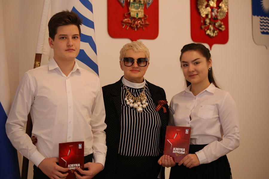 Молодые избиратели на сессии Думы муниципального образования город-курорт Геленджик
