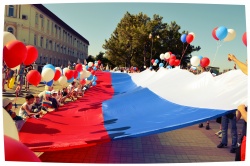 22 августа 2012 года молодёжь Геленджика отпраздновала День флага РФ